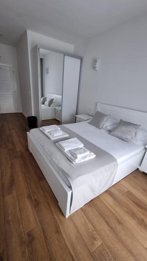 Elan Luxury Apartments & Rooms Plav Exterior photo